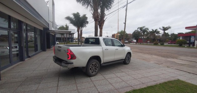  HILUX SRX 4X2 AT